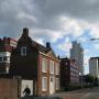 Bedaux blijft overeind tegen het stedelijk geweld